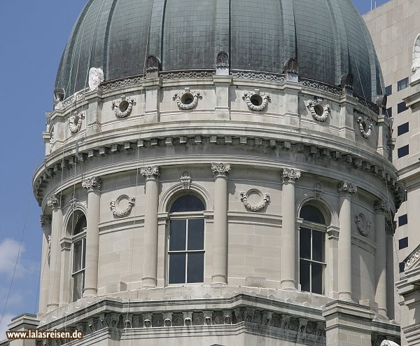 State Capitol Indianapolis