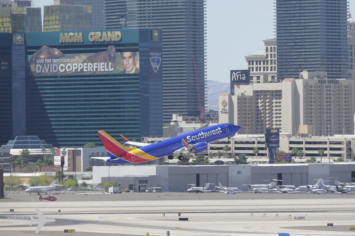 Southwest - Boeing 737-8 MAX - N8723Q