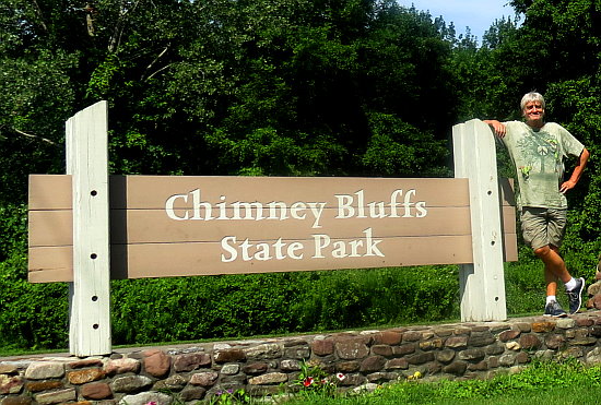 Chimney Bluffs State Park