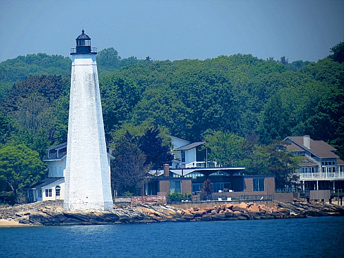 ein groer Leuchtturm