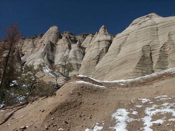 Kasha Katuwe - Tent Rocks