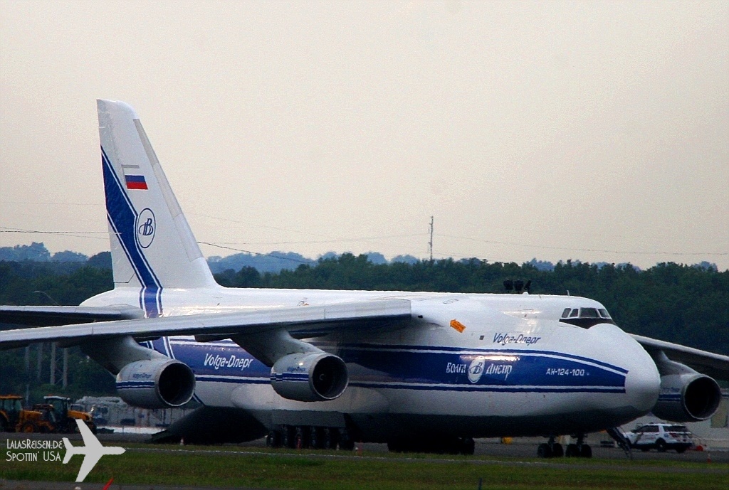 Volga-Dnepr - Antonov An-124-100 - RA-82079