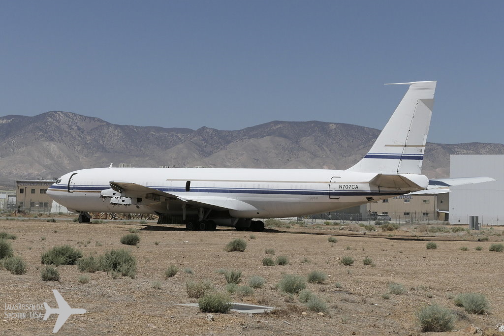 Boeing 707-351B