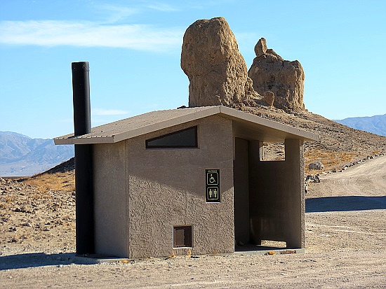 Trona Pinnacles