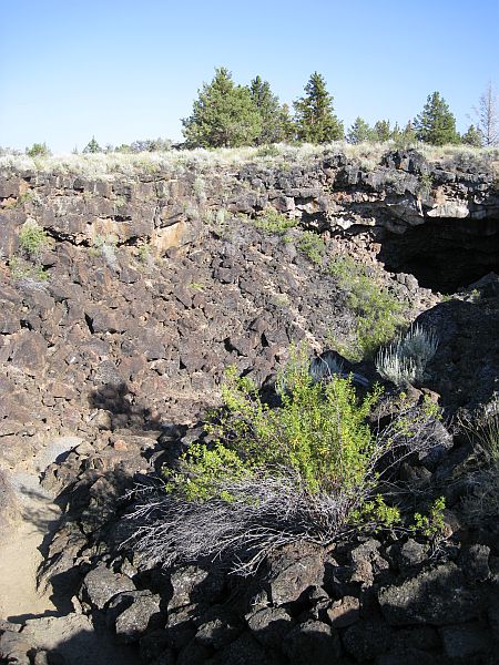 Indian Well Cave