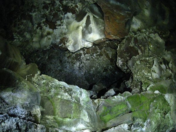 Indian Well Cave