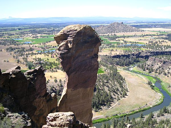 Smith Rock State Park - Monkey Rock