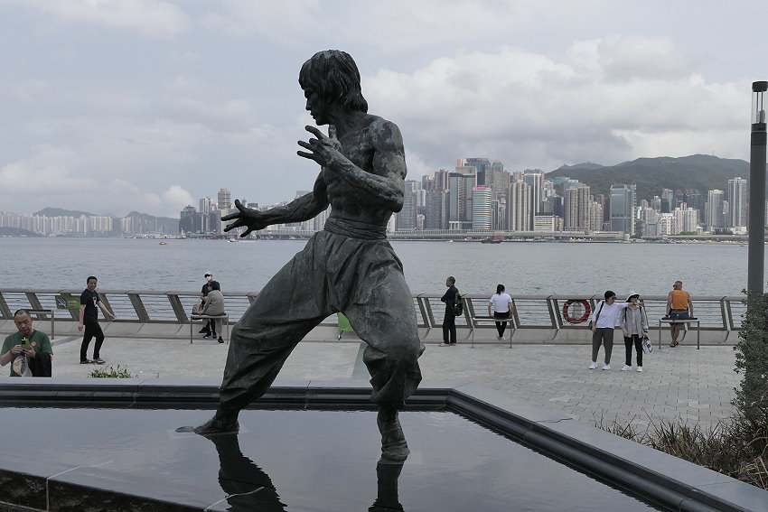 Bruce Lee Statue Hongkong