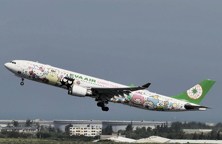 Eva Air Airbus A330-302 B-16333 