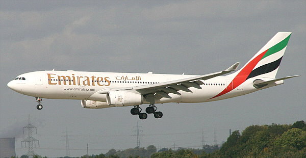 Emirates A 330