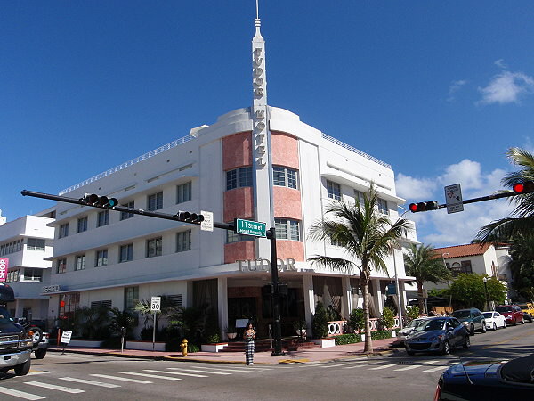 Tudor Hotel