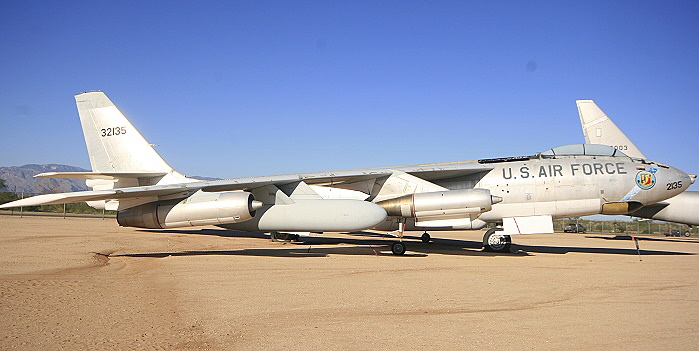 Boeing EB-47E Stratojet