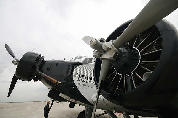 JU 52