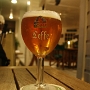 3.2.2007 - St. Barth<br />Leffe<br />Herstellungsland: Belgien<br />Zutaten: unbekannt<br />Alkoholgehalt: unbekannt<br /><br />ein dreifaches bähbähbäh - auch wenn der Testort ein ganz exquisiter war, die Rue du General de Gaulle auf St. Barth.