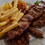 05.02.2025 - Grillteller im Scheunentor in Witten<br />Gemischtes Fleisch vom Grill, dazu Pommes Frites und Djuveč Reis - 19 €