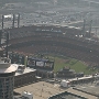 Gateway Arch<br />Das Stadium aus der Nähe, es wird immer noch Baseball gespielt.