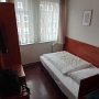 2.2.2024 - Hotel Haus Rheinblick, Düsseldorf - Zimmer 304<br />48 € für eine Nacht zum "not booked" Treffen