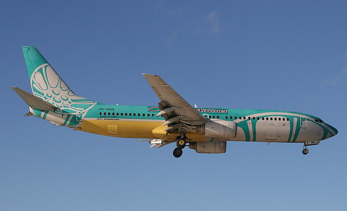 Caribbean Airways B 737