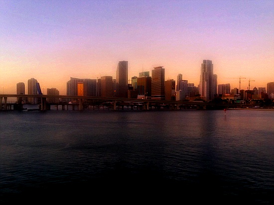 Port of Miami kurz vor Sonnenaufgang
