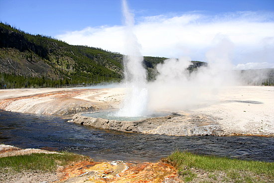 Cliff Geyser