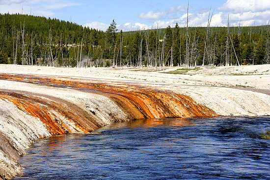 Black Sand Basin