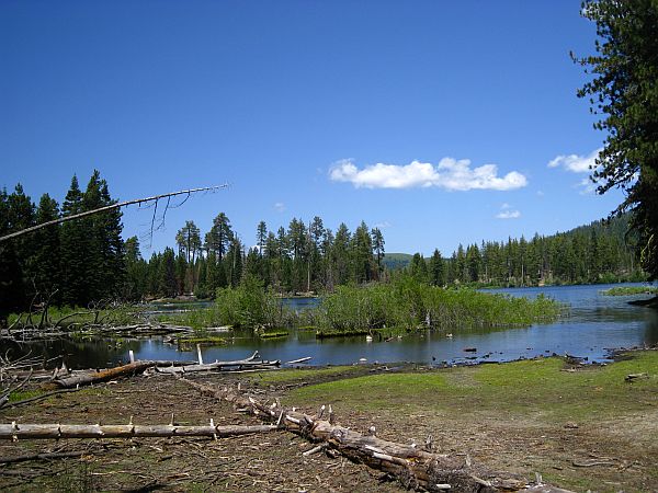 Manzanita Lake